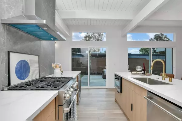 San Rafael, CA 94903,642 Appleberry DR