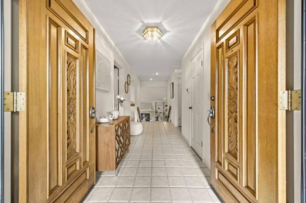 Menlo Park, CA 94025,4 Oliver CT