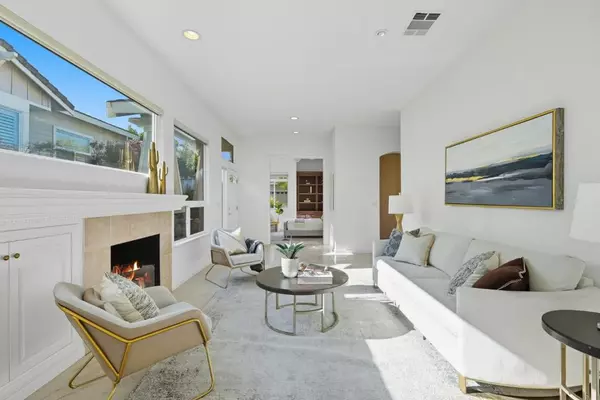 San Jose, CA 95135,2044 Folle Blanche DR