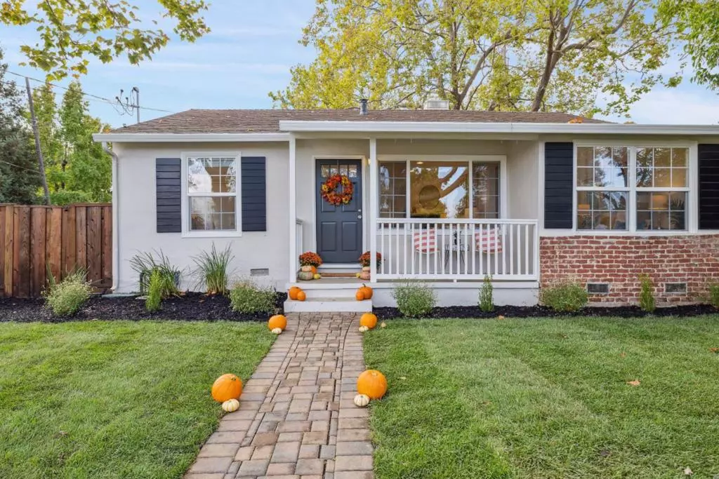 Redwood City, CA 94061,190 Rutherford AVE