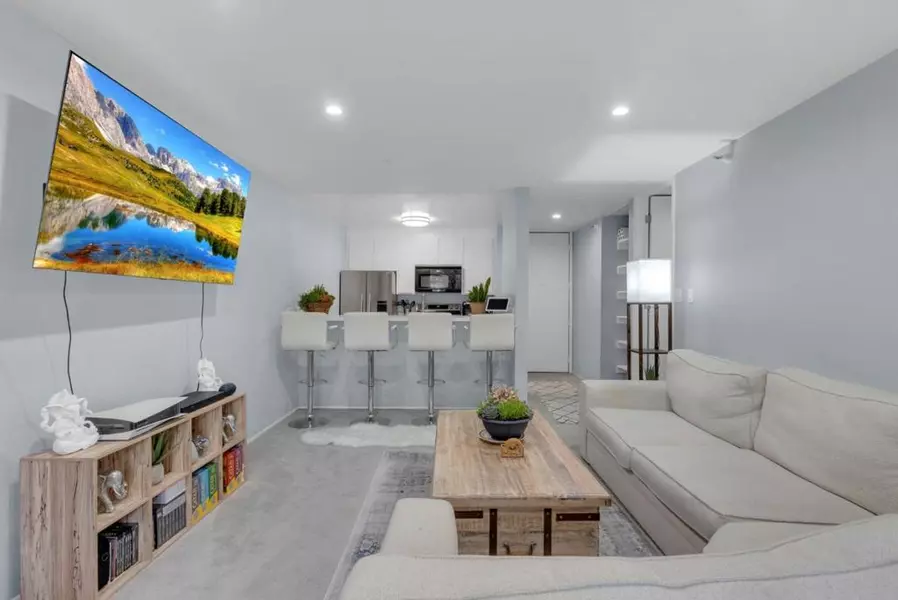 5202 Shelter Creek LN, San Bruno, CA 94066