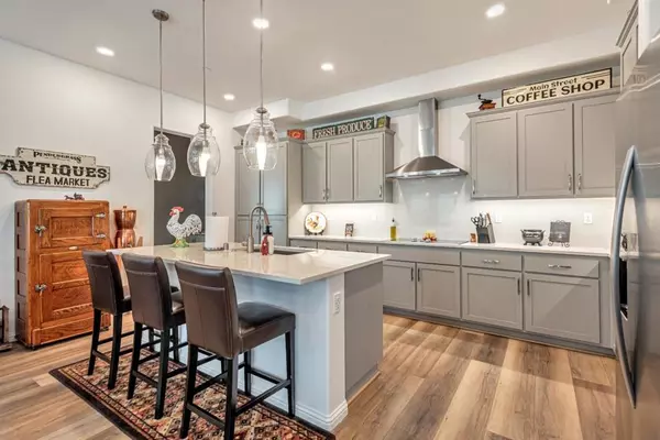 220 Waters Park CIR #201, San Mateo, CA 94403