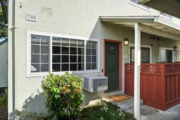 San Leandro, CA 94579,700 Fargo AVE #12