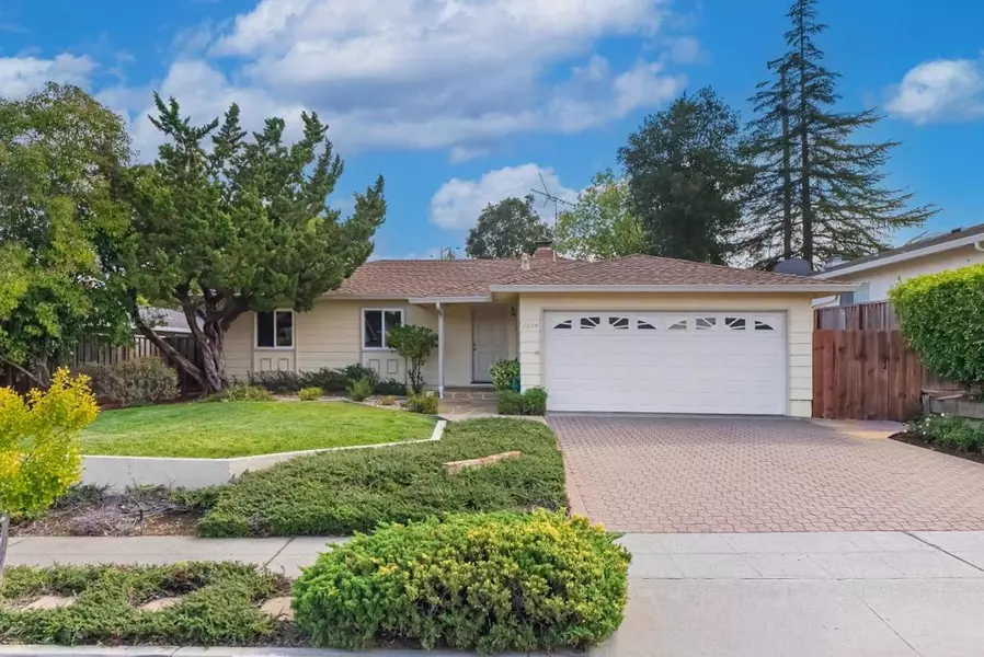 1694 Hyde DR, Los Gatos, CA 95032