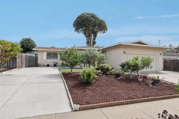 Marina, CA 93933,3012 Ellen CT