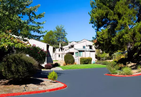 Novato, CA 94949,1 Clay CT