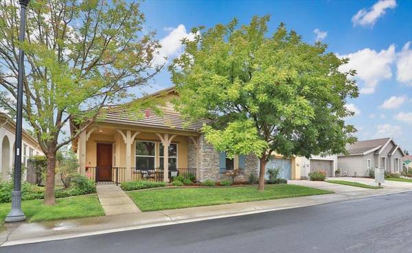 Roseville, CA 95747,2719 Woodgate WAY