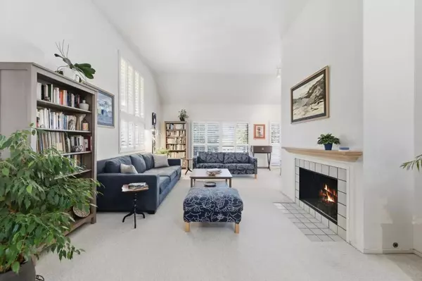Foster City, CA 94404,803 Balboa LN