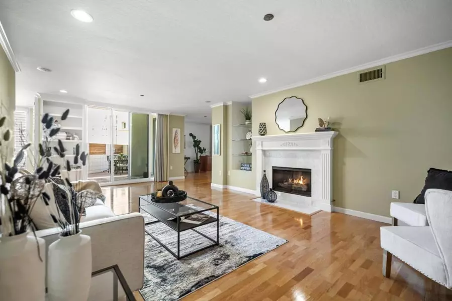 110 Park RD #103, Burlingame, CA 94010