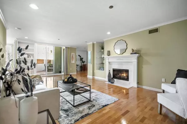 110 Park RD #103, Burlingame, CA 94010