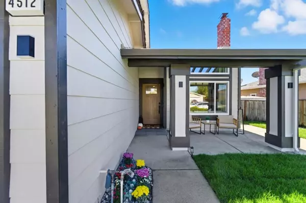 Fremont, CA 94555,4512 Macbeth AVE