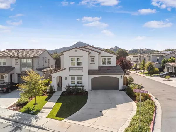 Morgan Hill, CA 95037,215 Calle Del Rey
