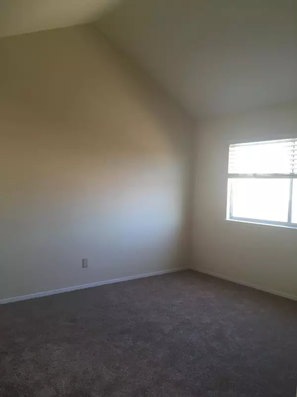 Salinas, CA 93906,1109 Elmsford WAY