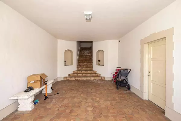 San Francisco, CA 94118,5658 Parker AVE