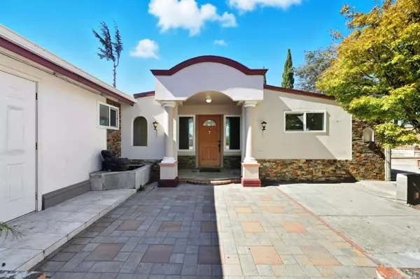 Sunnyvale, CA 94089,1199 Blazingwood DR