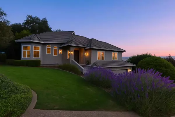 1055 W Dunne AVE, Morgan Hill, CA 95037