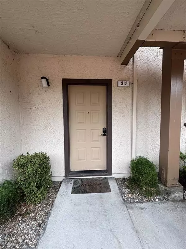 Walnut Creek, CA 94595,912 S Villa WAY
