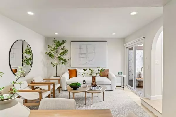 Los Gatos, CA 95032,112 El Olivar