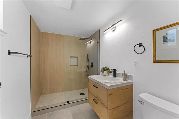 San Pablo, CA 94806,339 Montalvin DR