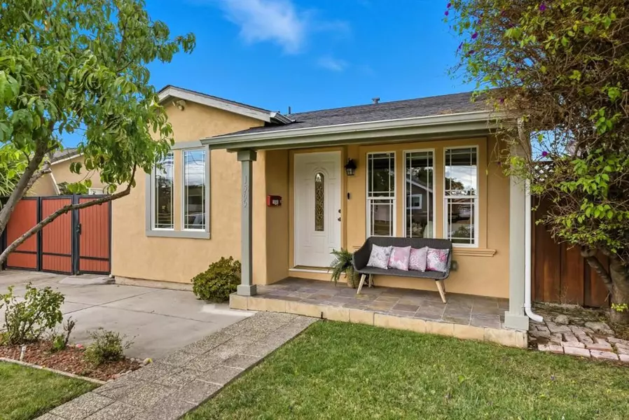 1565 E Saint James ST, San Jose, CA 95116
