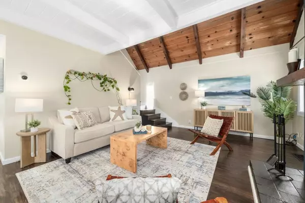 Aptos, CA 95003,518 Encino DR