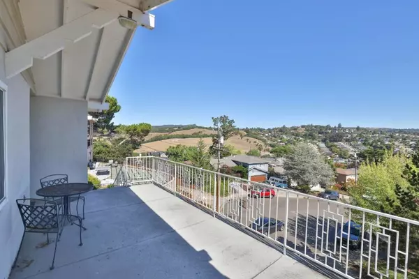 Castro Valley, CA 94546,3123 Huntington CT