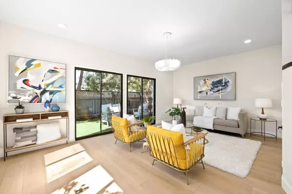 Foster City, CA 94404,1202 Moonsail LN