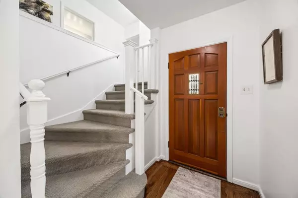 San Mateo, CA 94401,54 Tilton TER