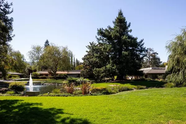 Los Altos, CA 94022,23 Bay Tree LN