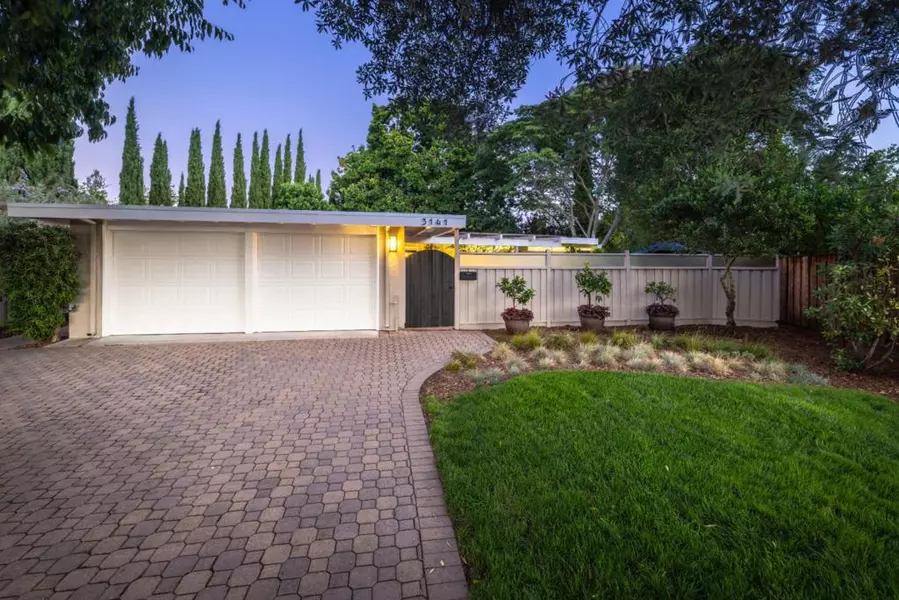3141 David CT, Palo Alto, CA 94303