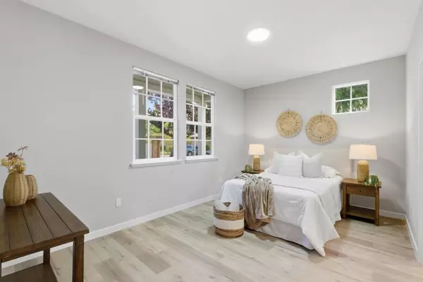 Mountain View, CA 94043,3400 Pyramid WAY