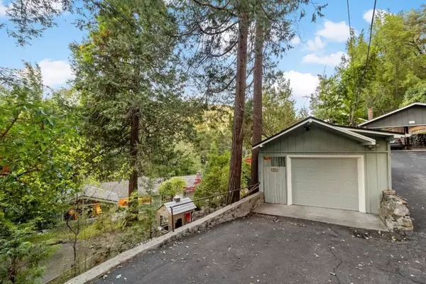 Portola Valley, CA 94028,1019 Los Trancos RD