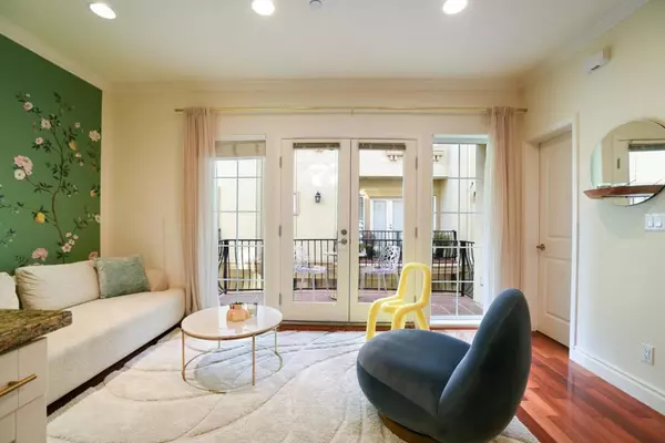 Burlingame, CA 94010,1137 Paloma AVE #E