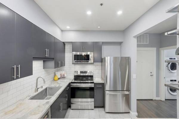 San Jose, CA 95112,97 E Saint James ST #26