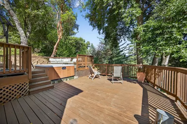 Los Gatos, CA 95033,21860 Bear Creek WAY