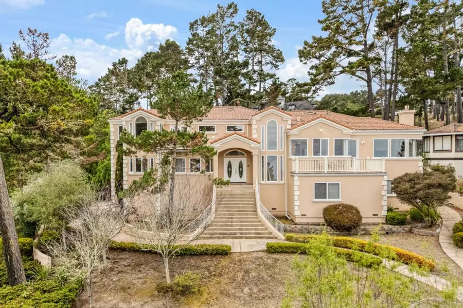 1 Overlook PL, Monterey, CA 93940