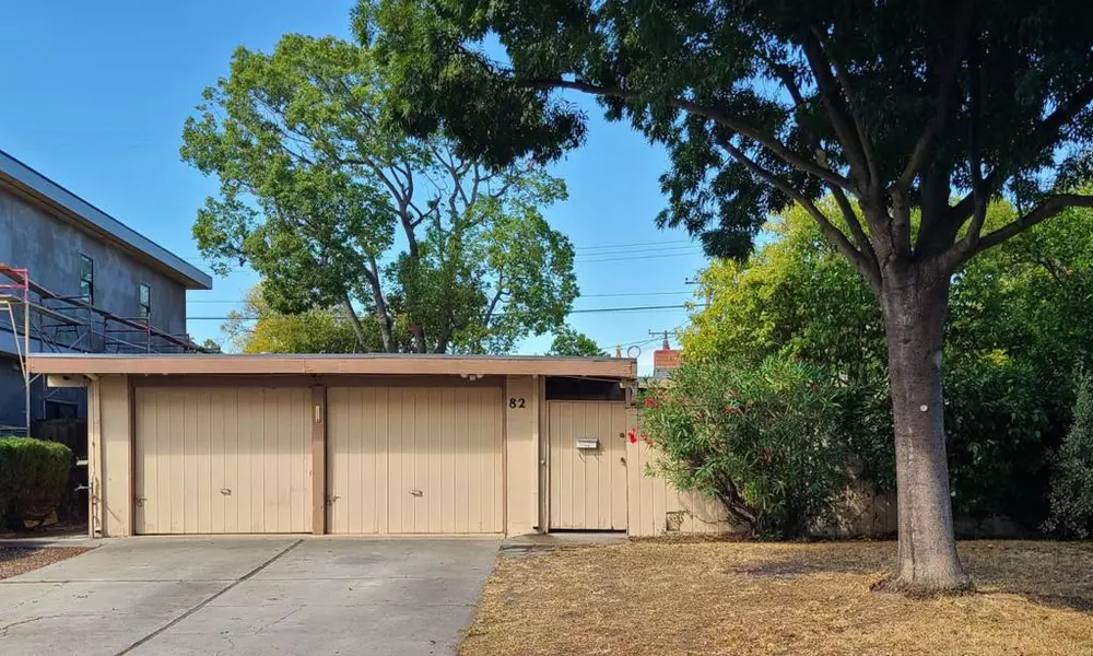 82 Woodhams RD, Santa Clara, CA 95051