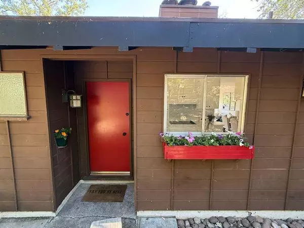 San Anselmo, CA 94960,20 Brookmont CIR