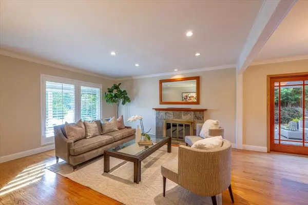 Redwood City, CA 94061,1159 Chesterton AVE