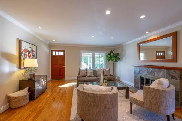 Redwood City, CA 94061,1159 Chesterton AVE