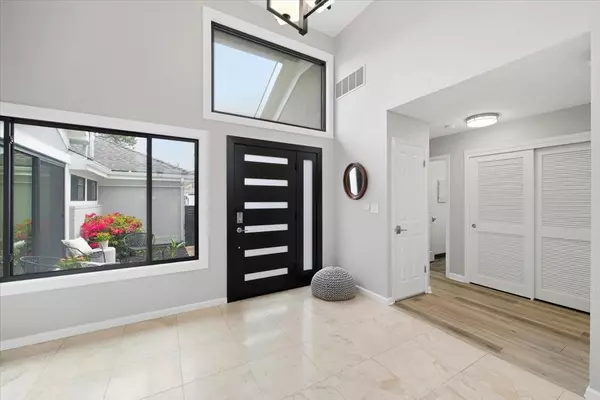 Half Moon Bay, CA 94019,440 Burning Tree CT