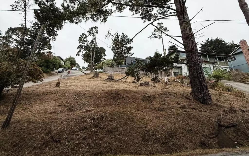 Montara, CA 94037,0 Harte ST