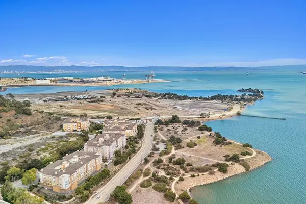 San Francisco, CA 94134,101 Crescent WAY #2312