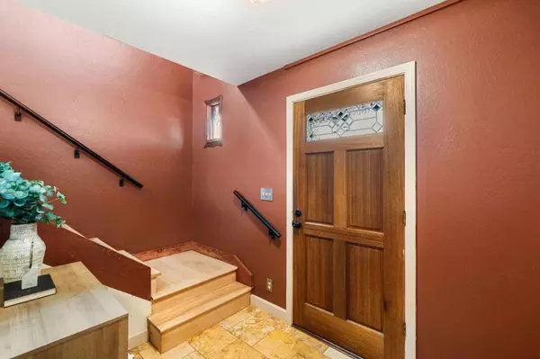 Moss Beach, CA 94038,855 San Ramon AVE