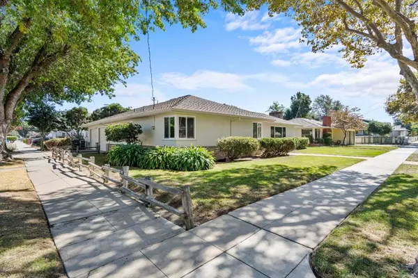 Hollister, CA 95023,1001 Monterey ST