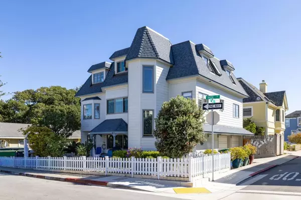 127 16th ST, Pacific Grove, CA 93950