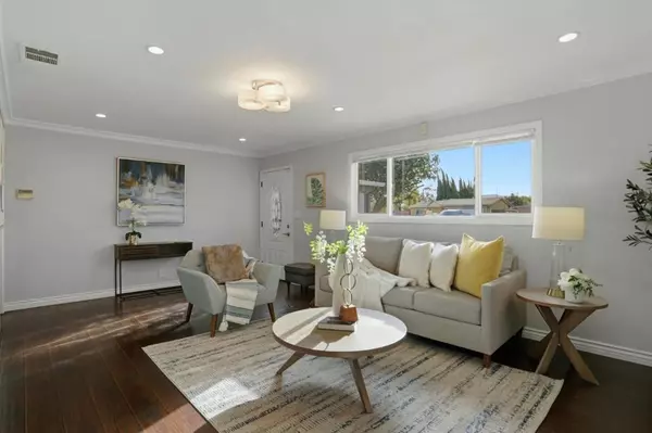 San Jose, CA 95122,2181 Evelyn AVE