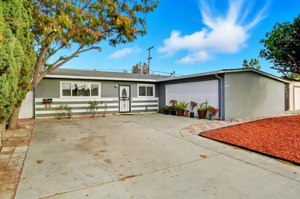 San Jose, CA 95122,2181 Evelyn AVE