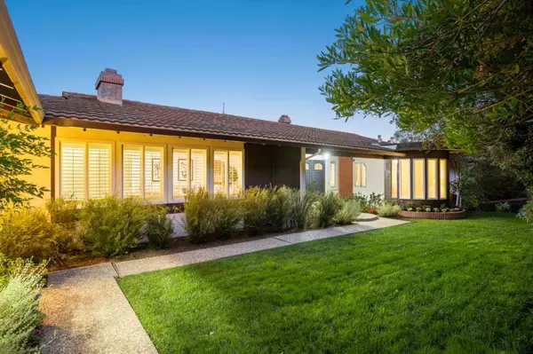 Woodside, CA 94062,168 Sunrise DR