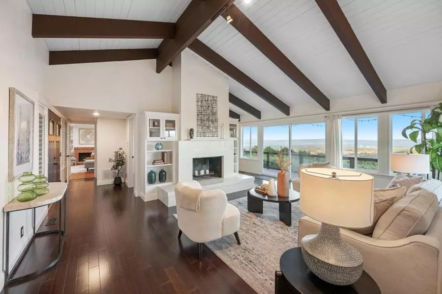 168 Sunrise DR, Woodside, CA 94062